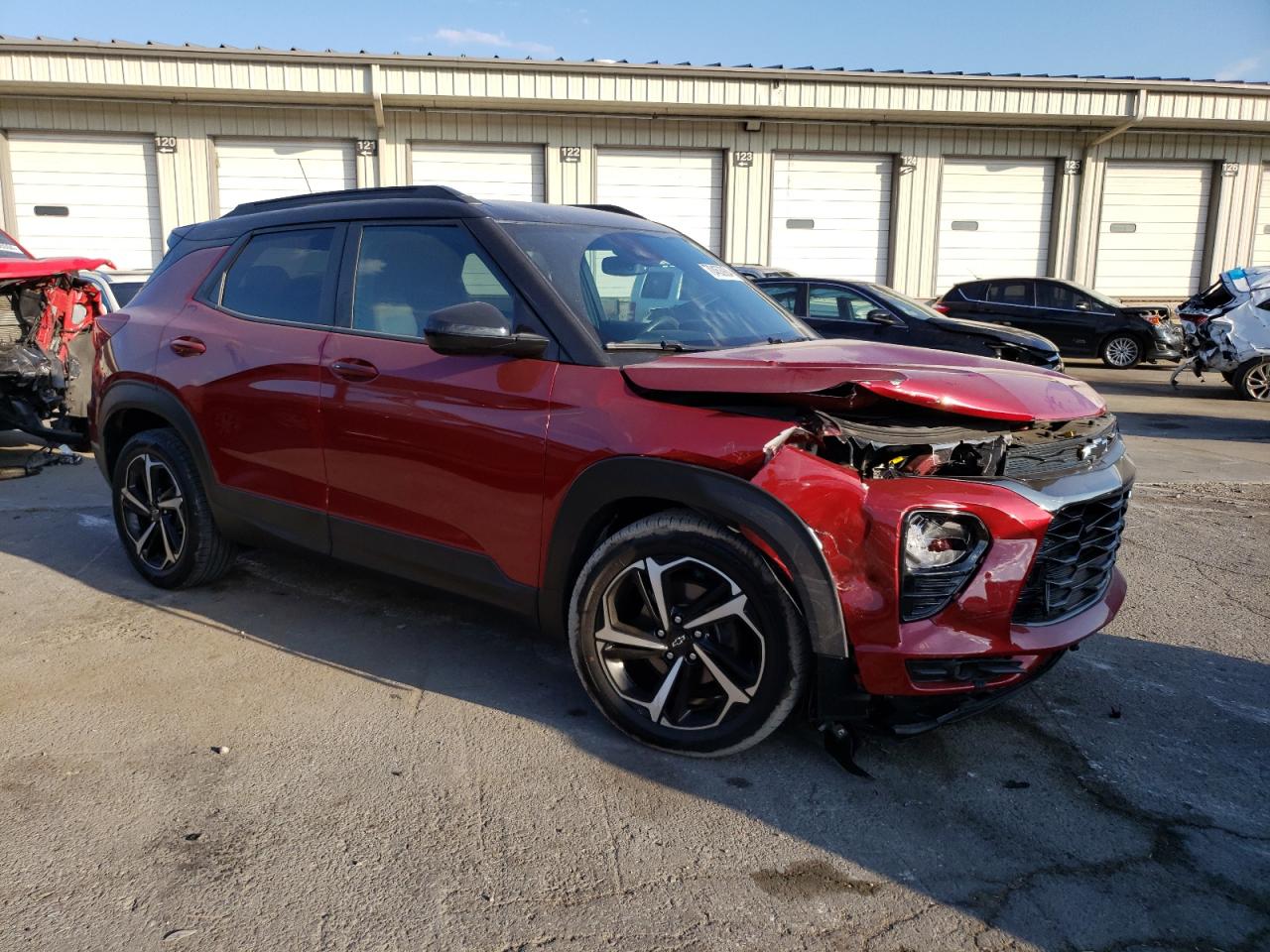 2021 Chevrolet TrailBlazer VIN KL79MTSLXMB124241 Copart auction photo, front end / minor dent/scratches damage thumbnail 4