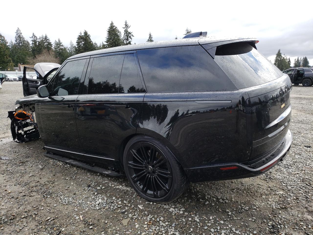 2024 Land Rover Range Rover VIN SALKP9E98RA210376 Copart auction photo, front end / undercarriage damage thumbnail 2