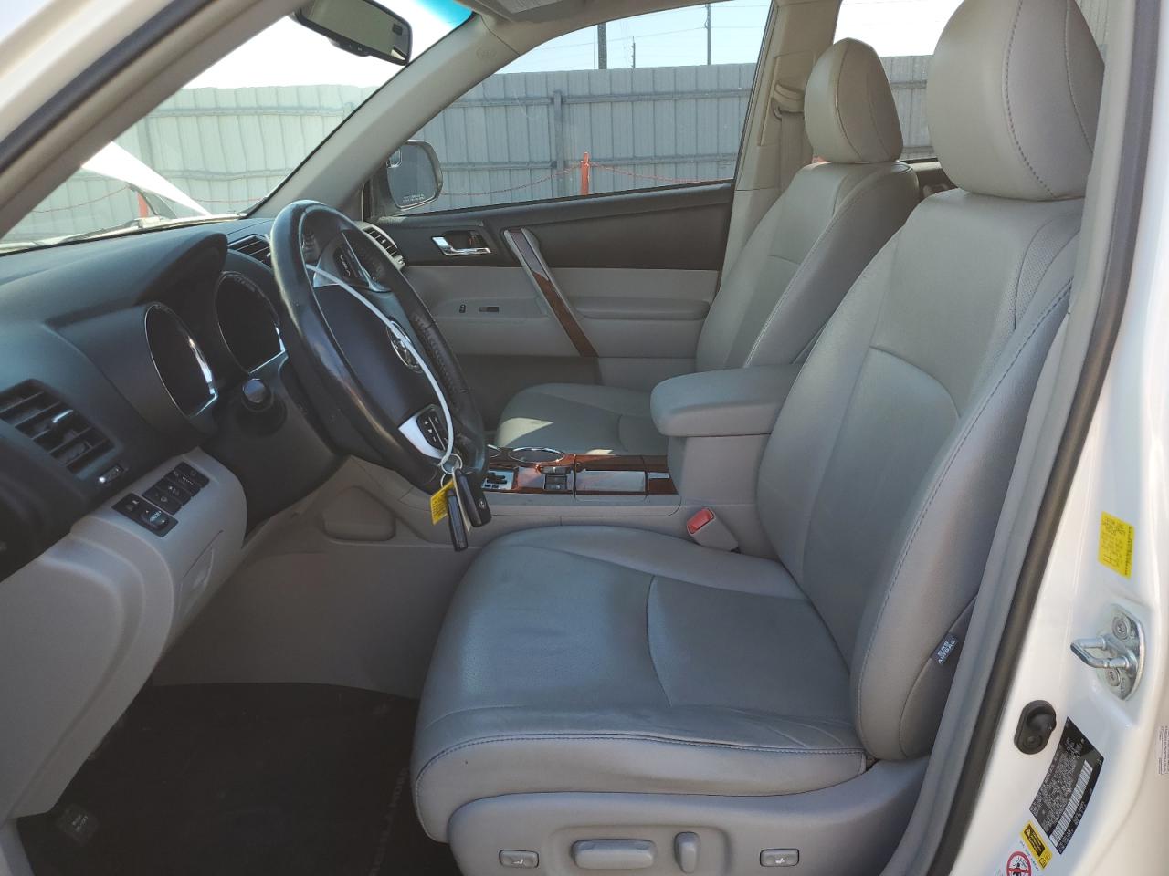 2011 Toyota Highlander VIN 5TDDK3EH0BS046360 Copart auction photo, side damage thumbnail 7