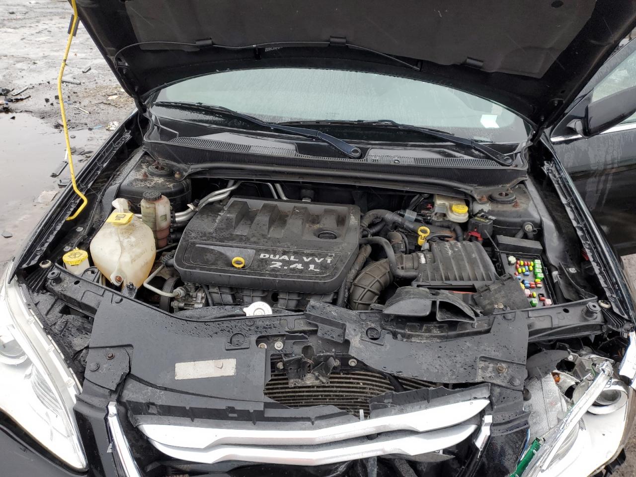 2014 Chrysler 200 VIN 1C3CCBAB7EN170807 Copart auction photo, front end damage thumbnail 11