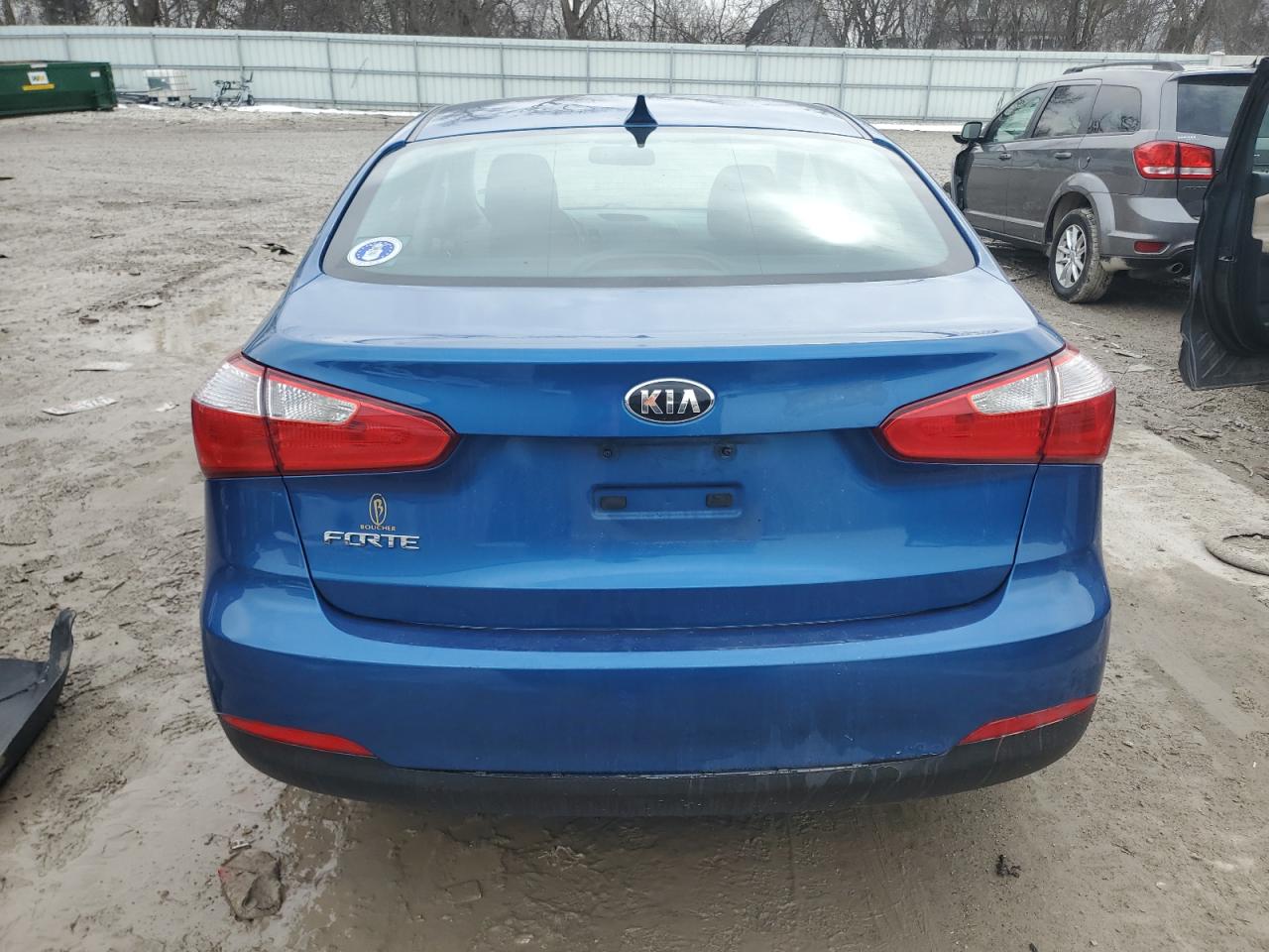 2015 KIA Forte VIN KNAFX4A6XF5277439 Copart auction photo, front end / rear end damage thumbnail 6