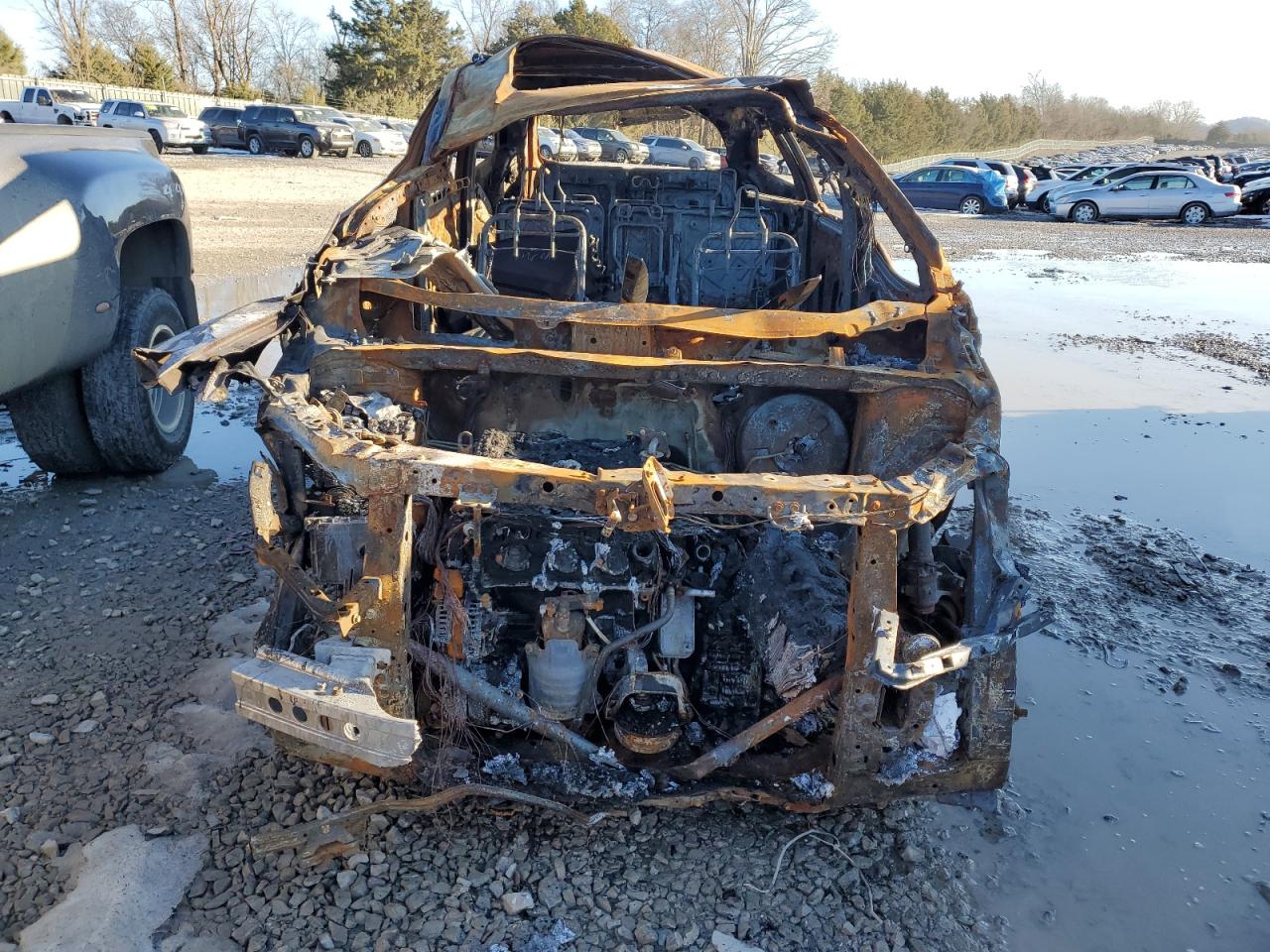 2022 Honda Pilot VIN 5FNYF6H26NB078446 Copart auction photo, burn damage thumbnail 5