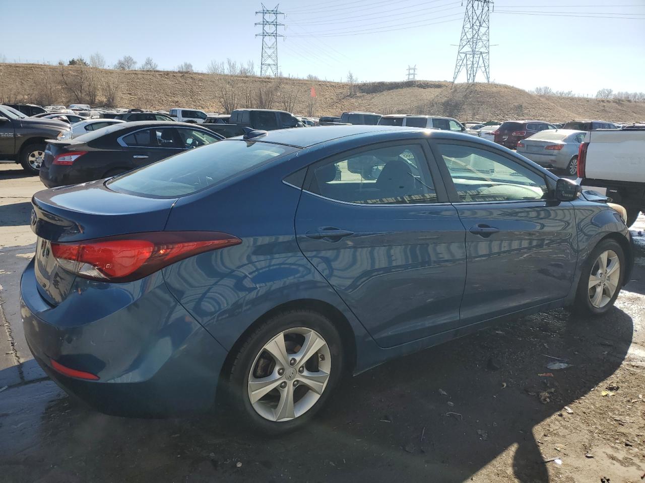 2016 Hyundai Elantra VIN KMHDH4AE3GU635661 Copart auction photo, front end / side damage thumbnail 3
