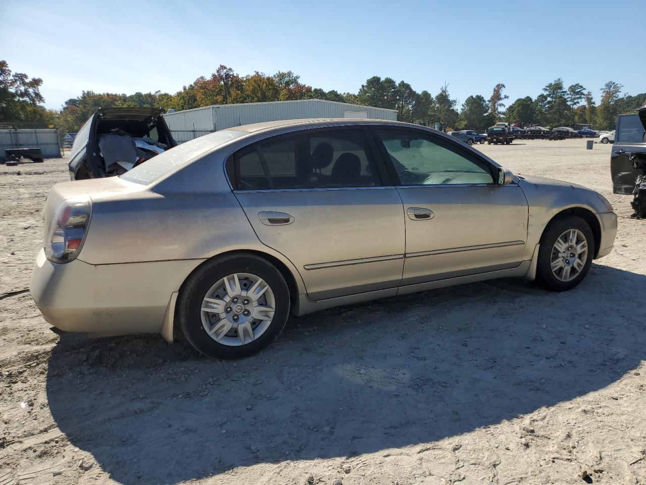 2006 Nissan Altima VIN 1N4AL11D76C245605 Copart auction photo, minor dent/scratches damage thumbnail 3