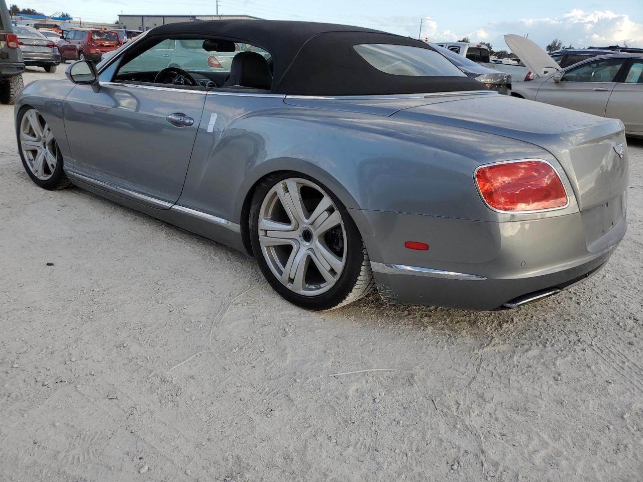 2013 Bentley Continental VIN SCBGU3ZA2DC083017 Copart auction photo, water/flood damage thumbnail 2