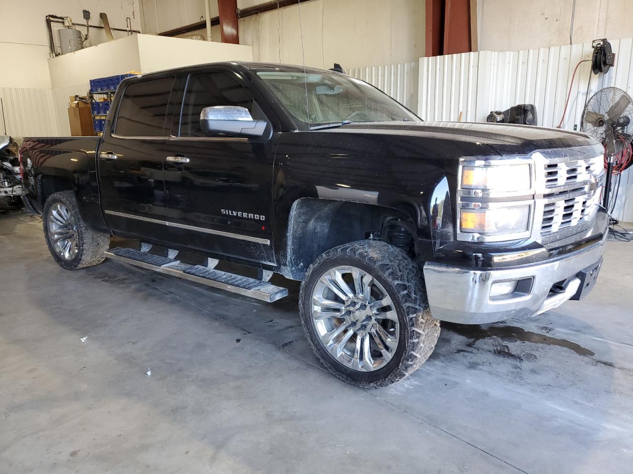 2015 Chevrolet Silverado VIN 3GCUKSEC5FG103817 Copart auction photo, side / minor dent/scratches damage thumbnail 4