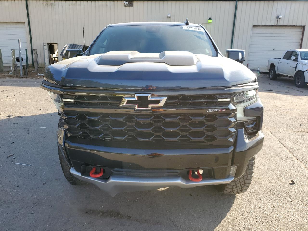 2022 Chevrolet Silverado VIN 3GCUDHEL4NG652081 Copart auction photo, front end / rear end damage thumbnail 5