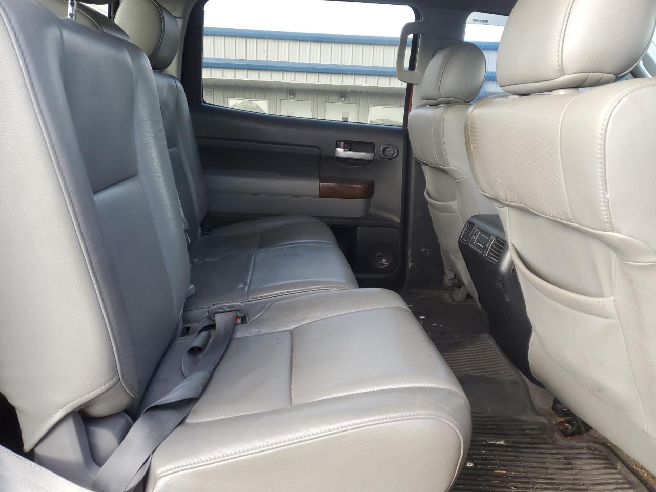 2011 Toyota Tundra VIN 5TFHW5F14BX190815 Copart auction photo, rear end damage thumbnail 10