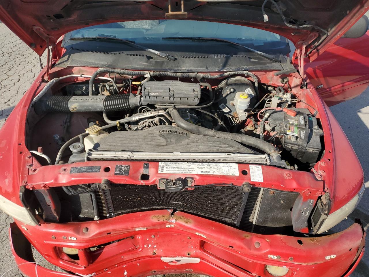 1998 Dodge RAM VIN 1B7HF16Z1WS593510 Copart auction photo, front end damage thumbnail 11