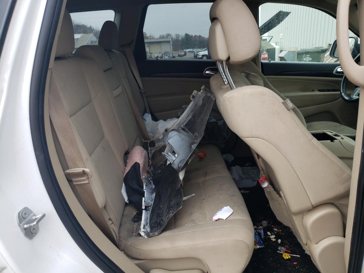 2021 Jeep Grand Cherokee VIN 1C4RJEAG4MC717731 Copart auction photo, biohazard/chemical / front end damage thumbnail 11