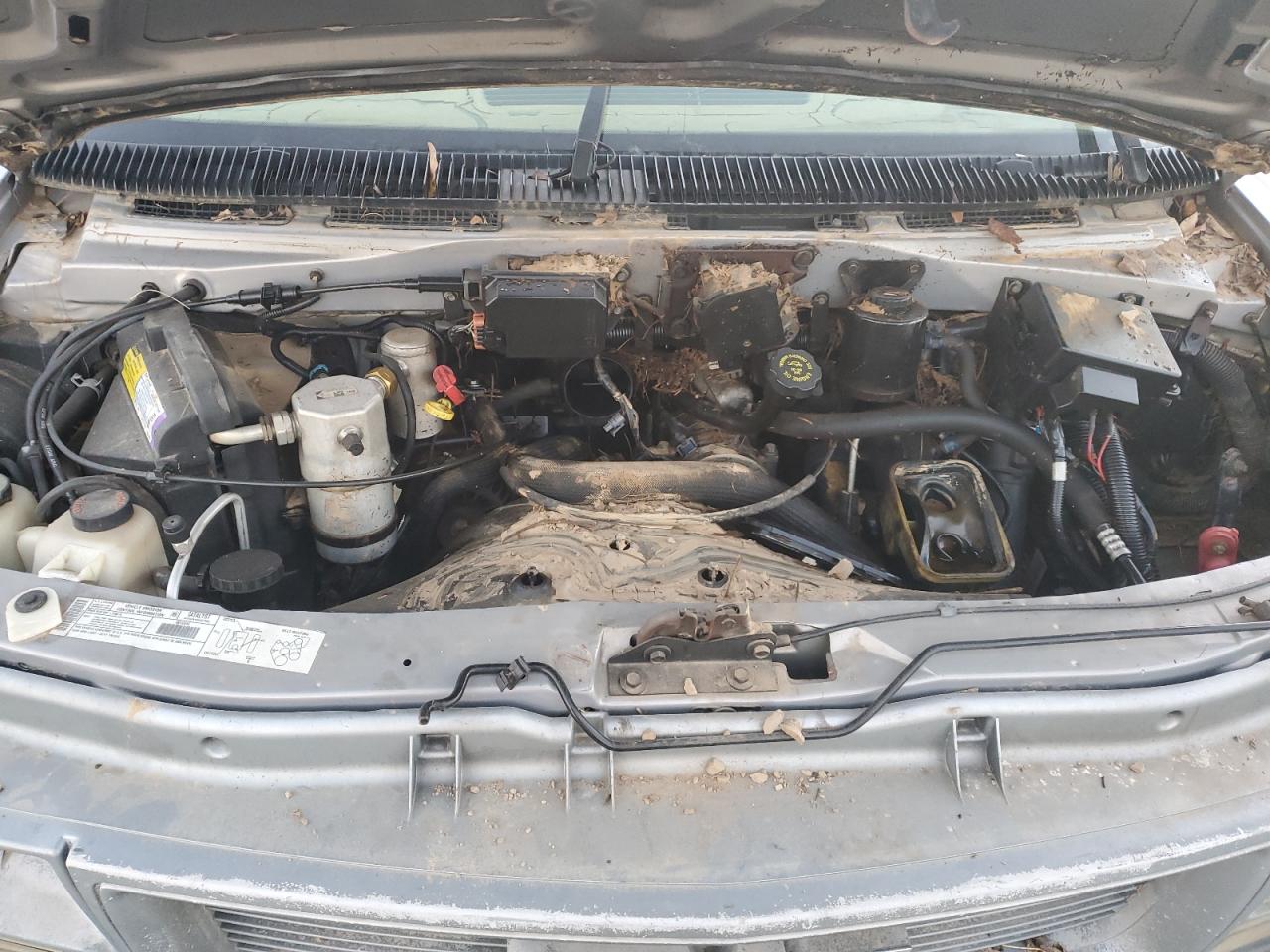 2000 GMC Safari VIN 1GTDM19W8YB529442 Copart auction photo, water/flood damage thumbnail 12