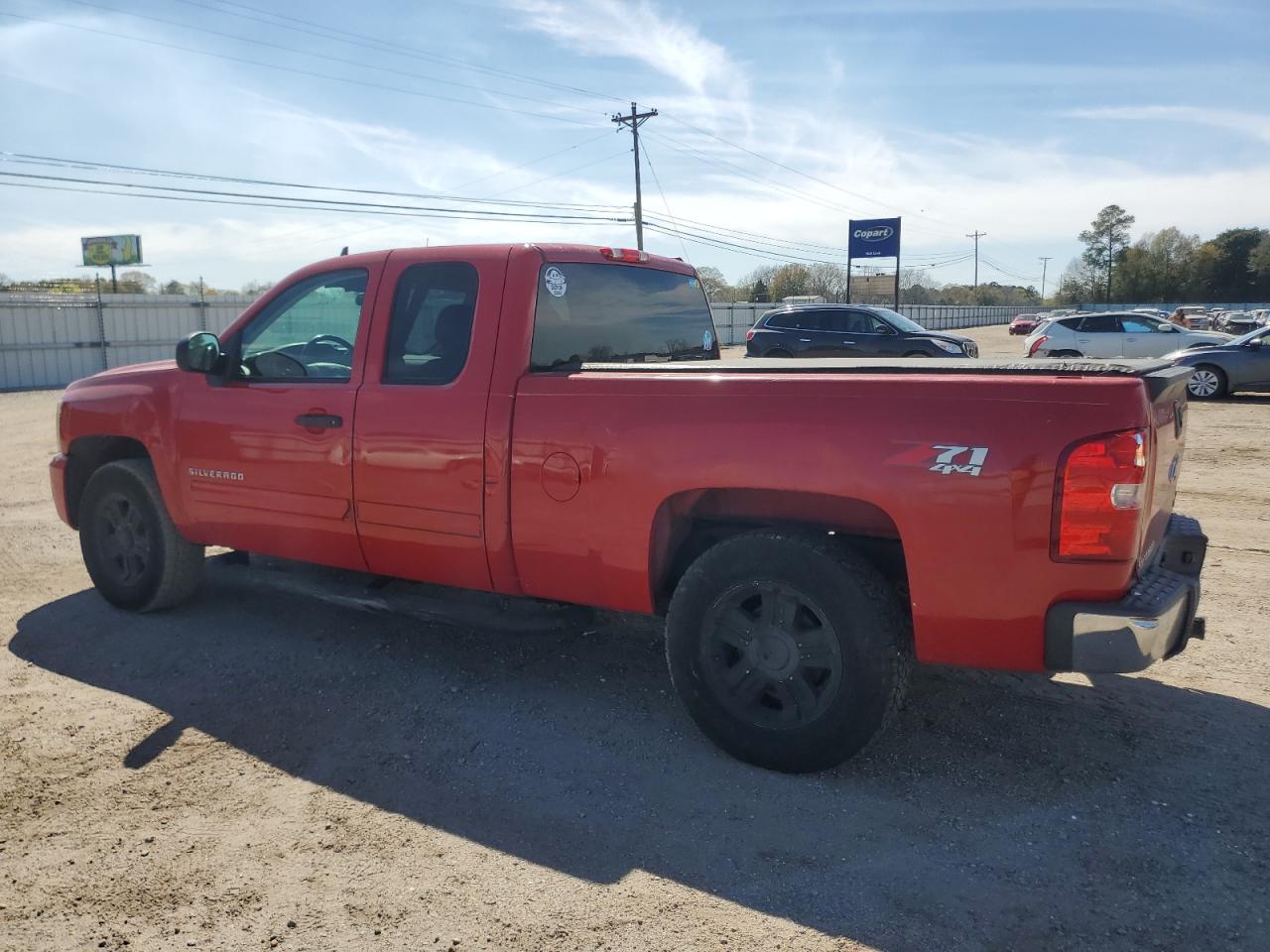 2007 Chevrolet Silverado VIN 2GCEK19J371716228 Copart auction photo, side damage thumbnail 2