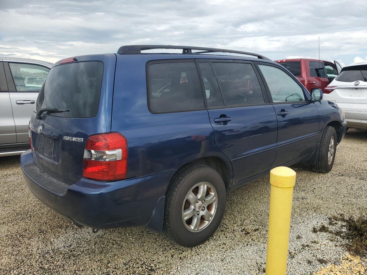 2007 Toyota Highlander VIN JTEDP21A870133112 Copart auction photo, water/flood damage thumbnail 3