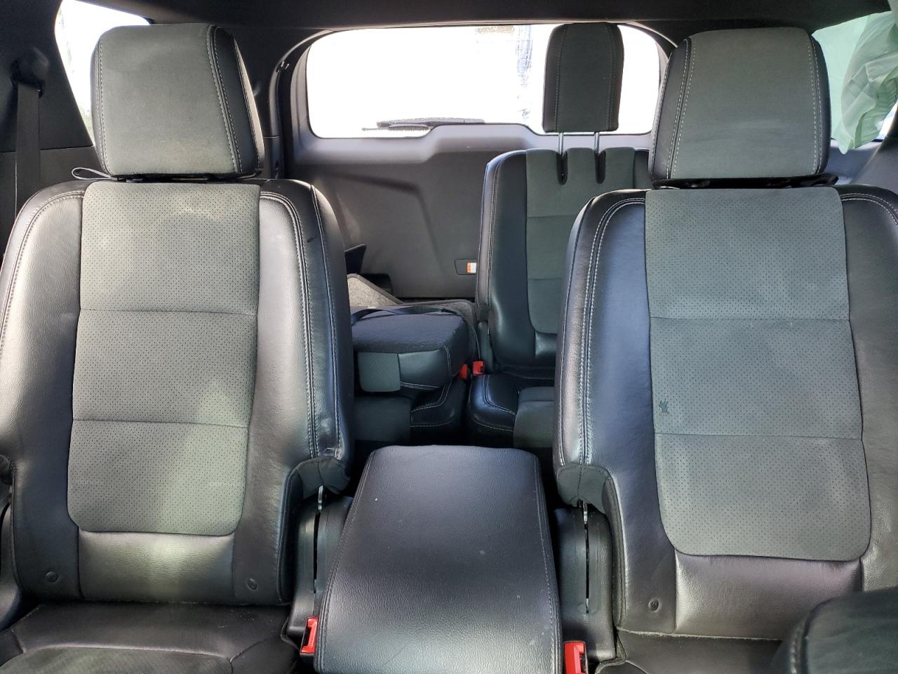 2015 Ford Explorer VIN 1FM5K7D81FGA83233 Copart auction photo, front end / minor dent/scratches damage thumbnail 10