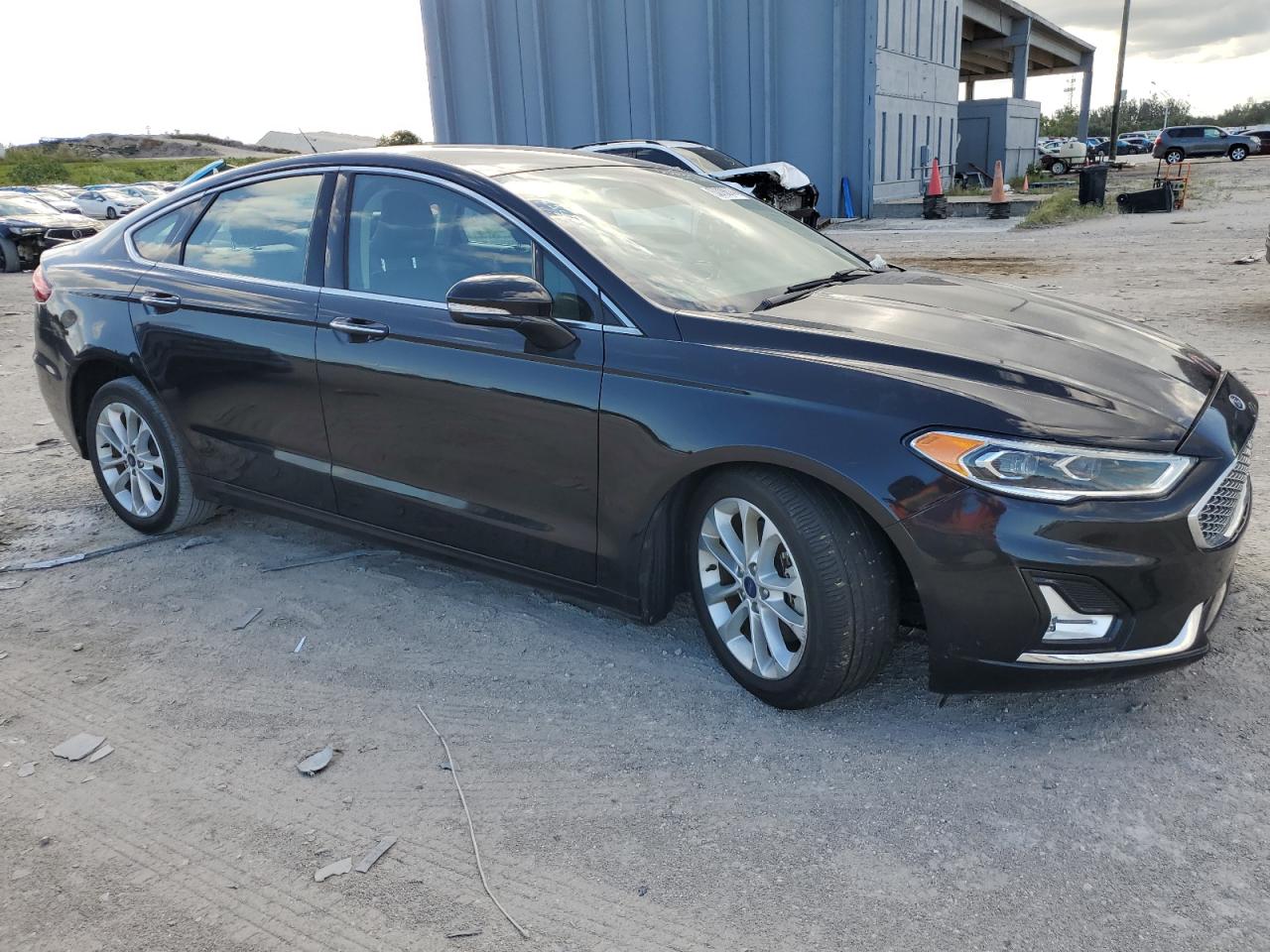 2019 Ford Fusion VIN 3FA6P0SU1KR213103 Copart auction photo, front end / side damage thumbnail 4