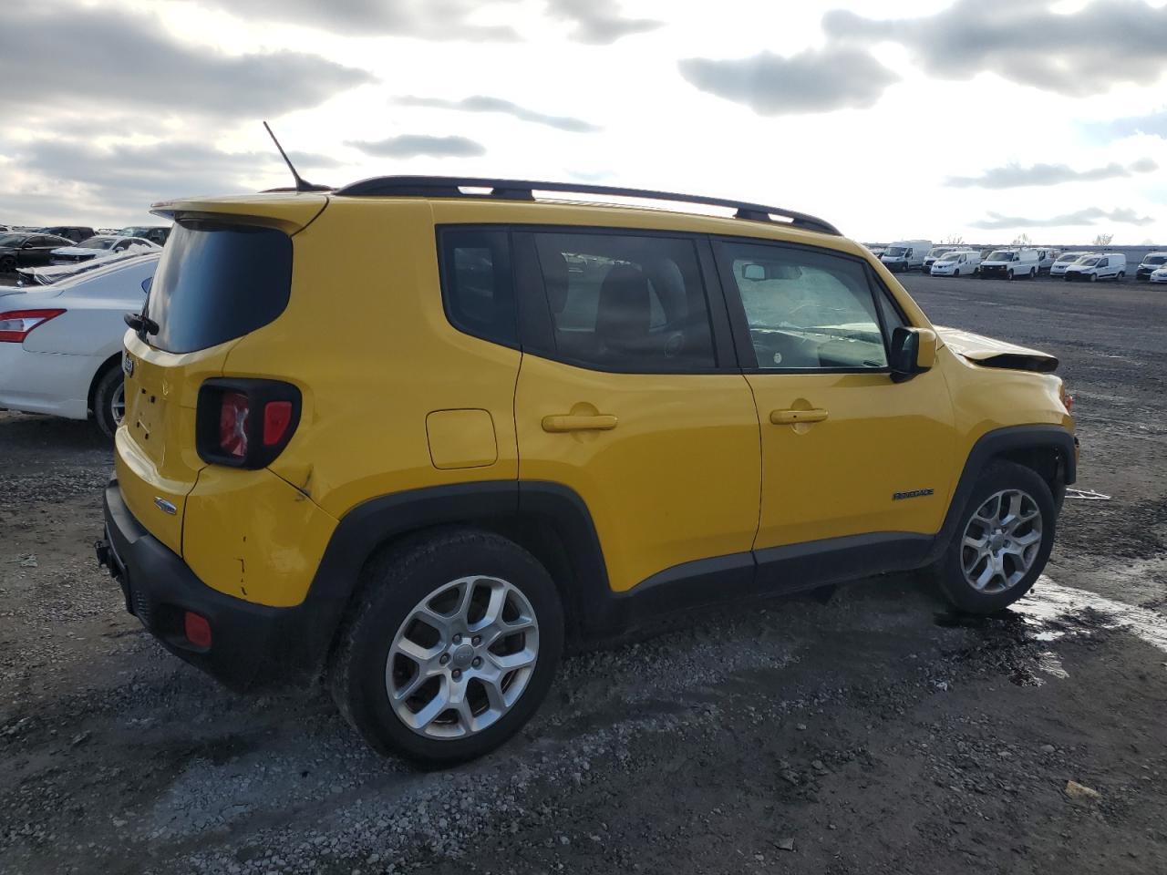 2017 Jeep Renegade VIN ZACCJABB7HPF52275 Copart auction photo, front end damage thumbnail 3