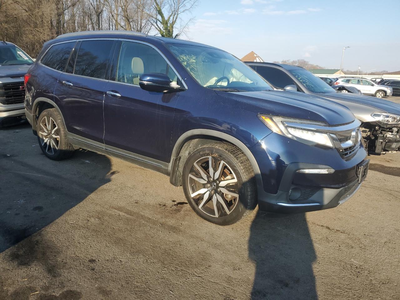2019 Honda Pilot VIN 5FNYF6H97KB011458 Copart auction photo, side damage thumbnail 4