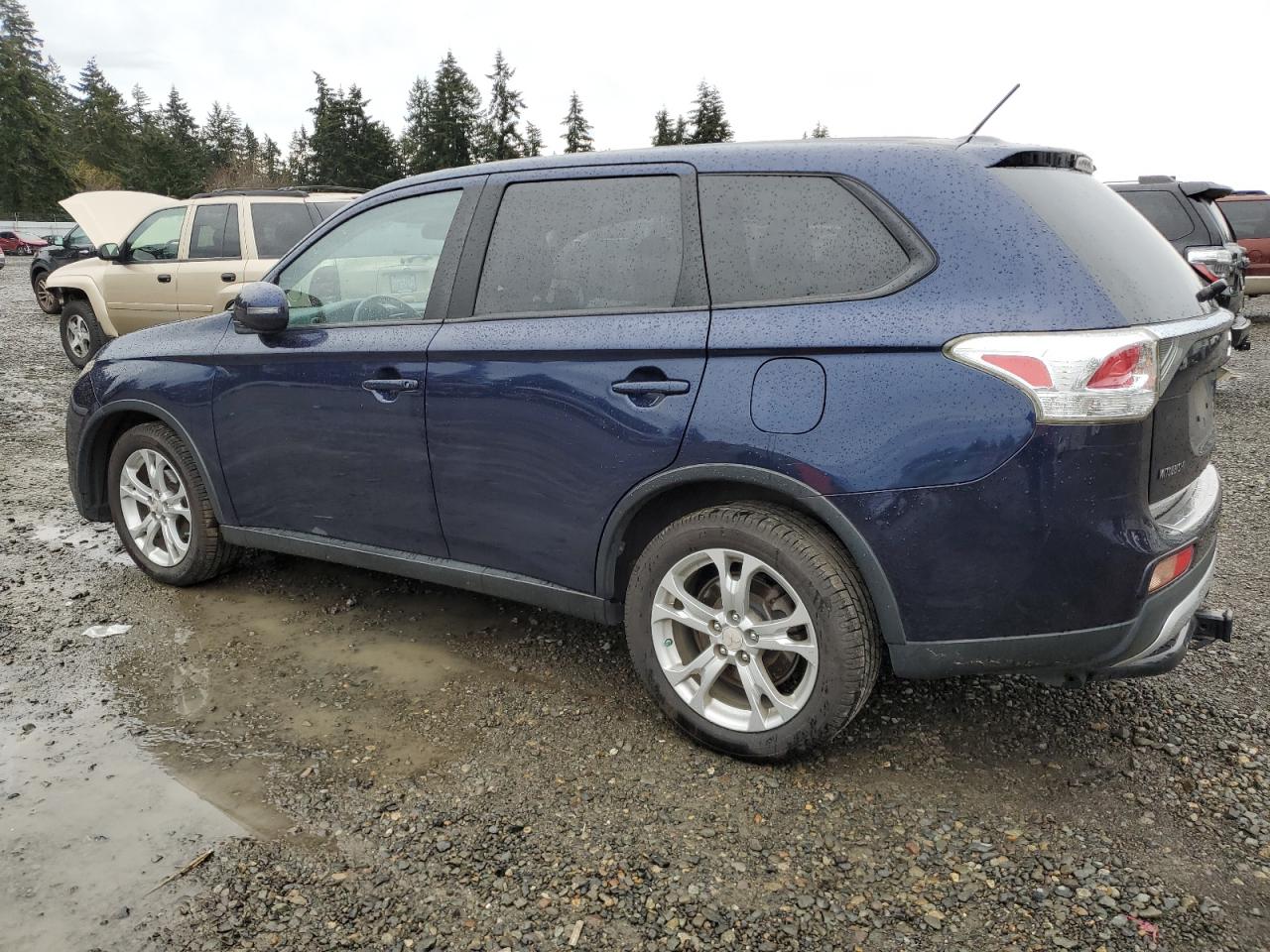 2015 Mitsubishi Outlander VIN JA4AD3A34FZ003727 Copart auction photo, front end damage thumbnail 2