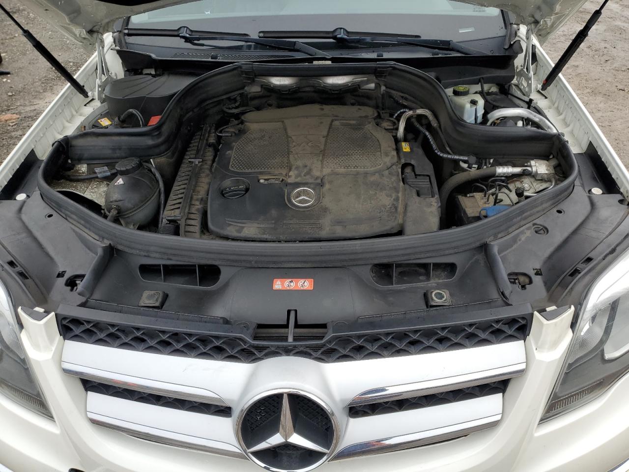2013 Mercedes-Benz GLK-klasse VIN WDCGG8JB9DG083251 Copart auction photo, front end / minor dent/scratches damage thumbnail 12