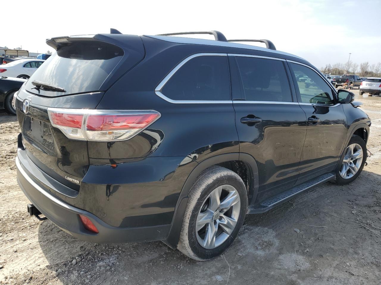 2015 Toyota Highlander VIN 5TDYKRFH7FS065416 Copart auction photo, front end / minor dent/scratches damage thumbnail 3