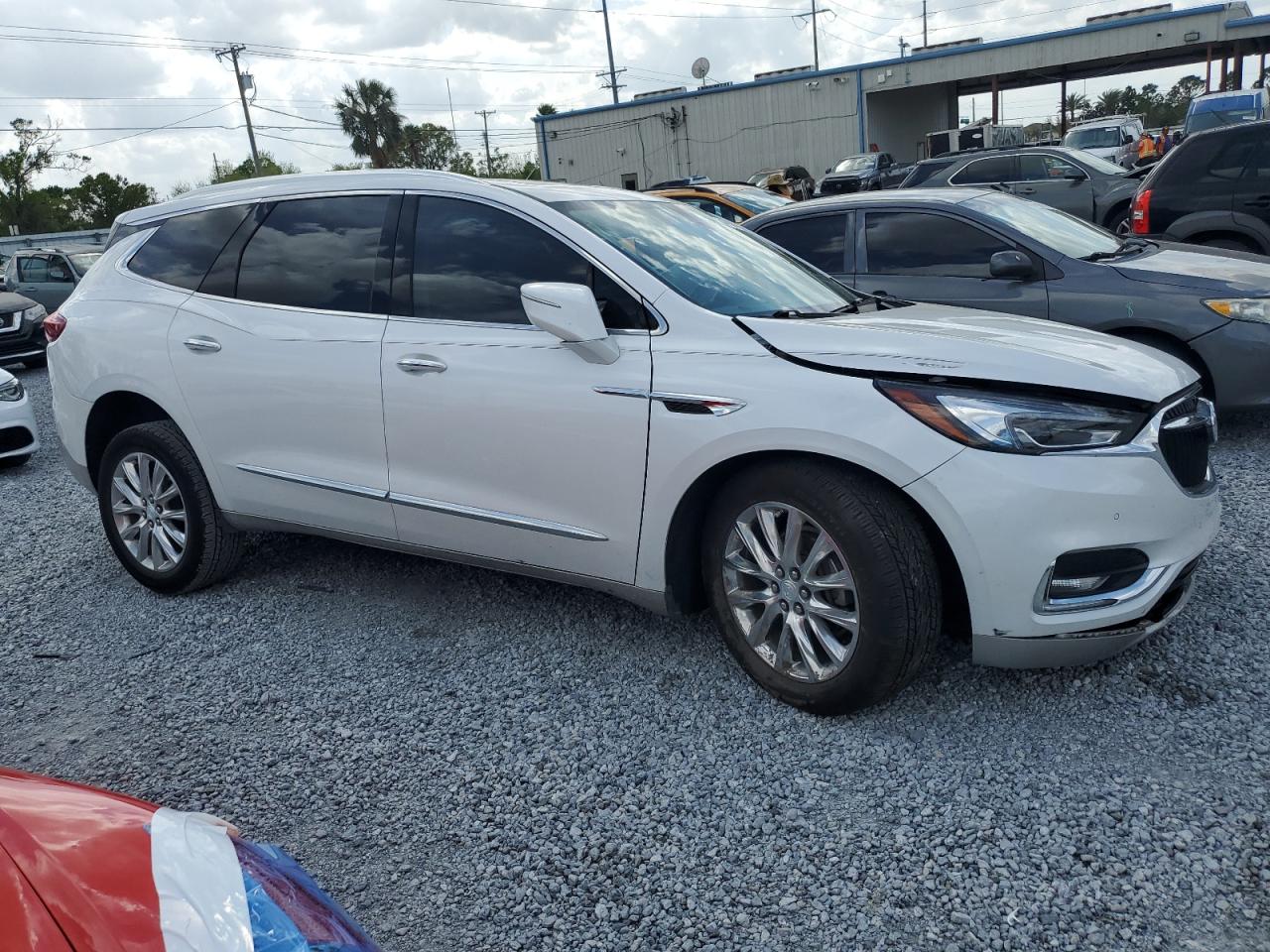 2018 Buick Enclave VIN 5GAERCKW4JJ188940 Copart auction photo, side / front end damage thumbnail 4