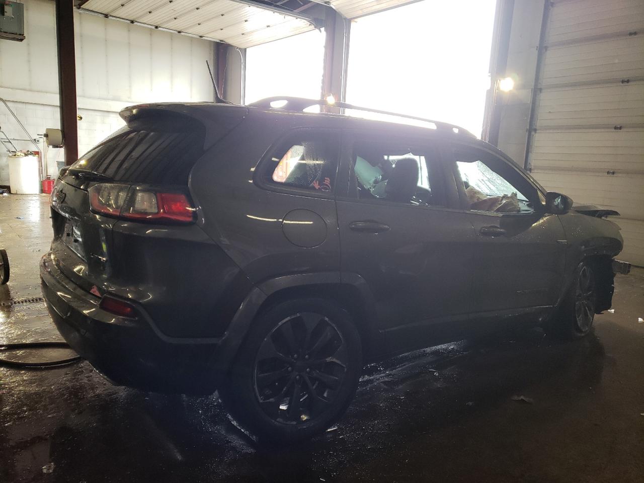 2019 Jeep Grand Cherokee VIN 1C4PJMDXXKD415123 Copart auction photo, front end / minor dent/scratches damage thumbnail 3