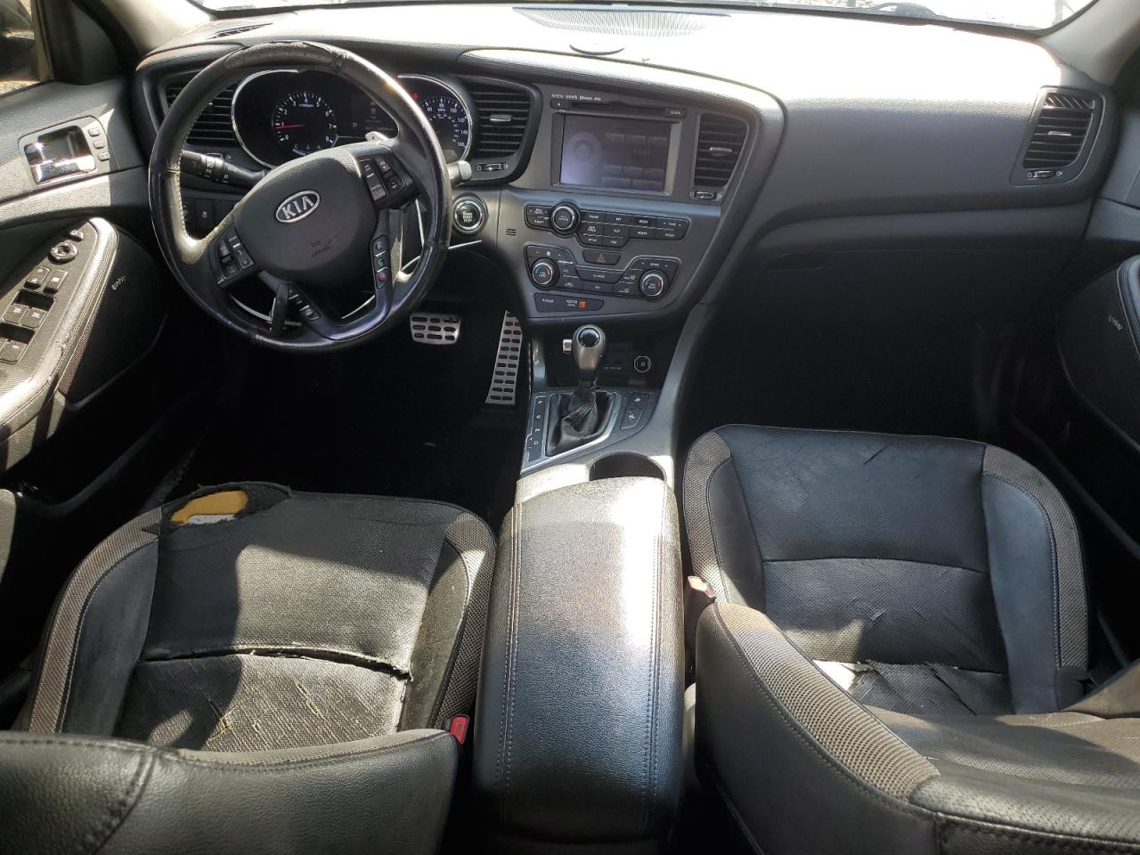 2012 KIA Optima VIN 5XXGR4A67CG028301 Copart auction photo, front end / side damage thumbnail 8