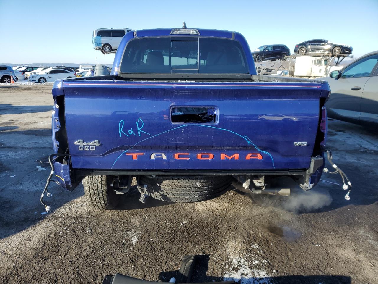 2022 Toyota Tacoma VIN 3TYCZ5AN1NT082128 Copart auction photo, rear end / rejected repair damage thumbnail 6