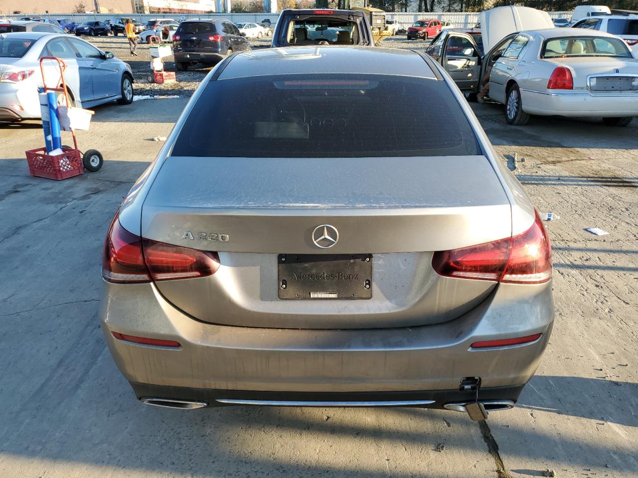 2019 Mercedes-Benz A-klasse VIN WDD3G4EB4KW022177 Copart auction photo, undercarriage / mechanical damage thumbnail 6