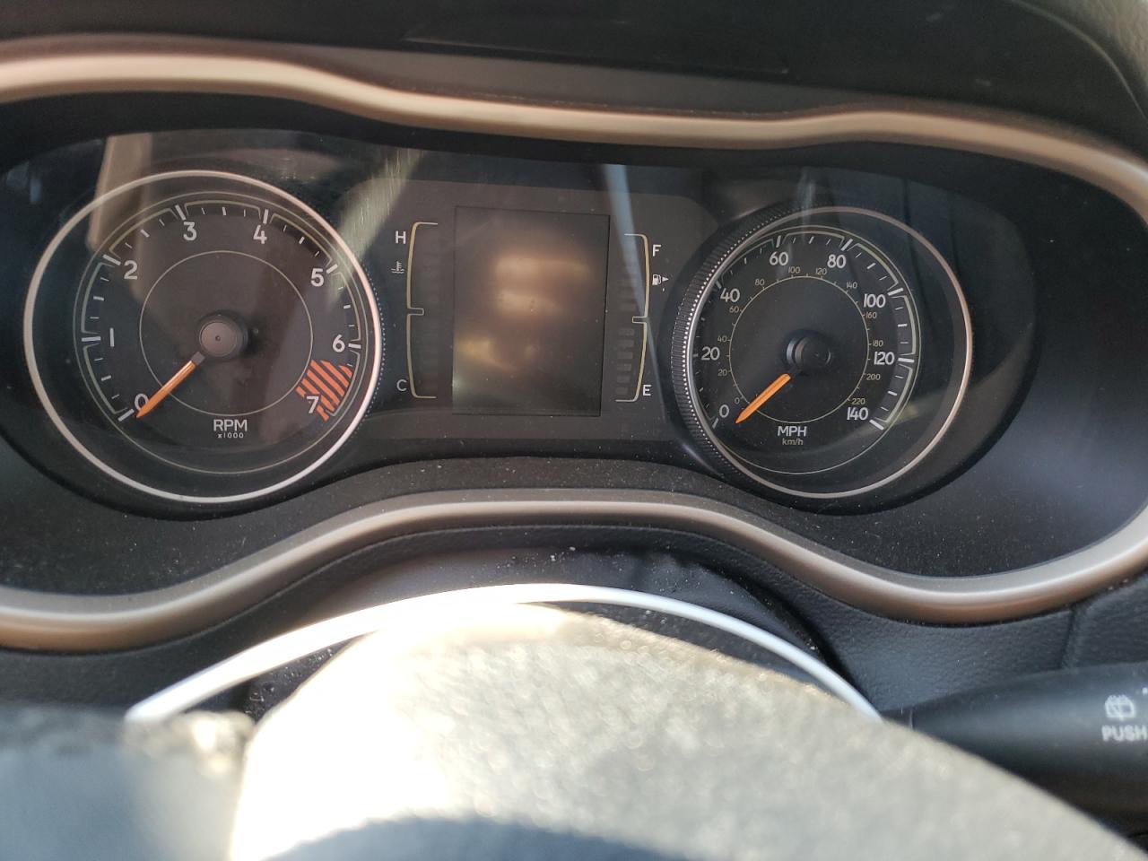 2015 Jeep Grand Cherokee VIN 1C4PJLCBXFW782257 Copart auction photo, all over damage thumbnail 9