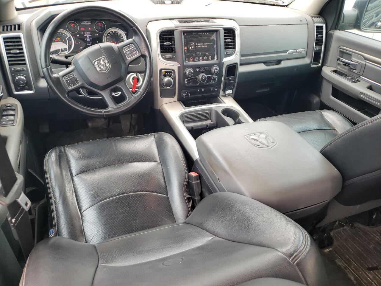 2016 RAM 1500 VIN 3C6RR6LT2GG300822 Copart auction photo, side / minor dent/scratches damage thumbnail 8