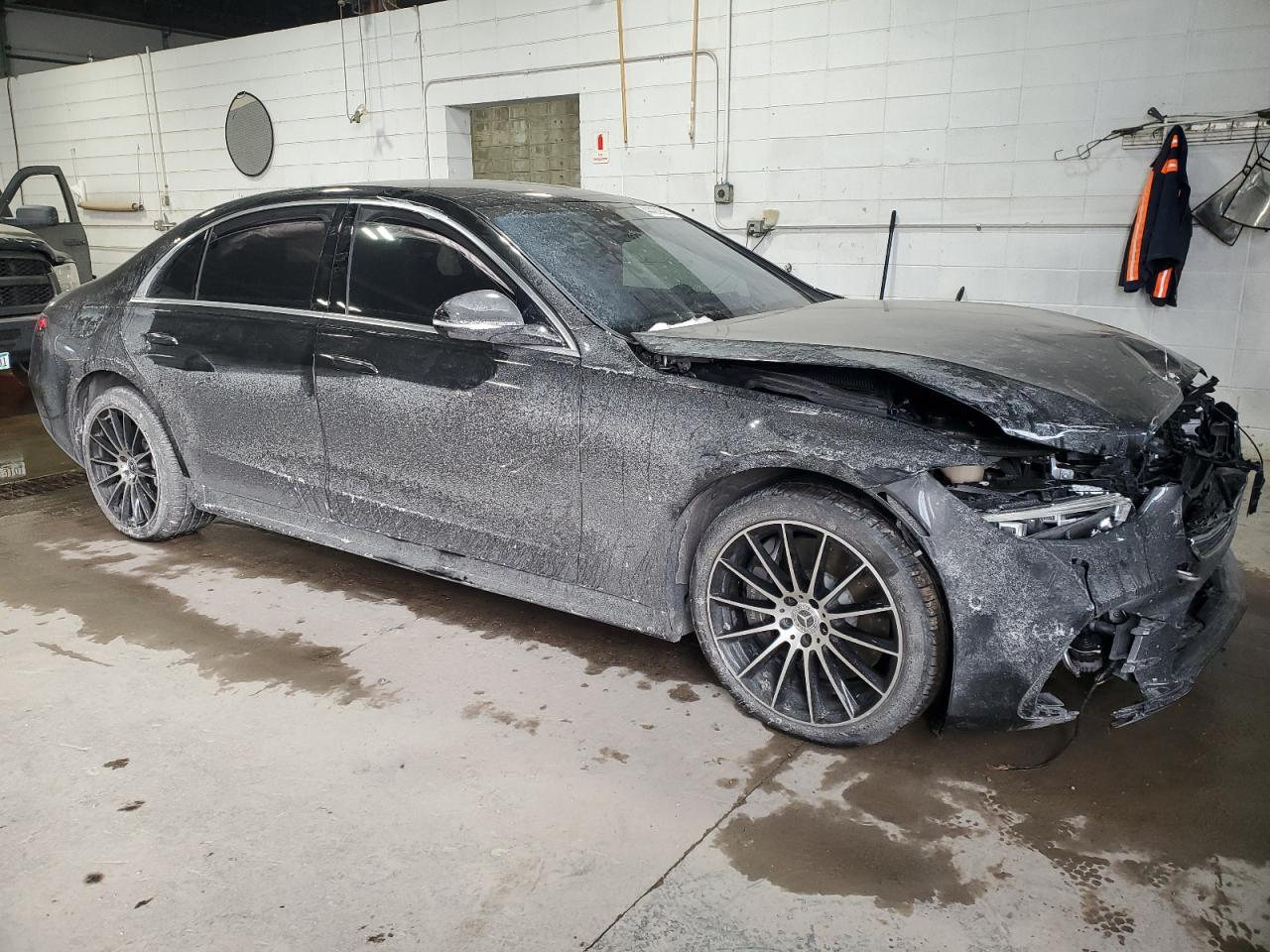 2021 Mercedes-Benz S-klasse VIN W1K6G7GB1MA048439 Copart auction photo, front end damage thumbnail 4