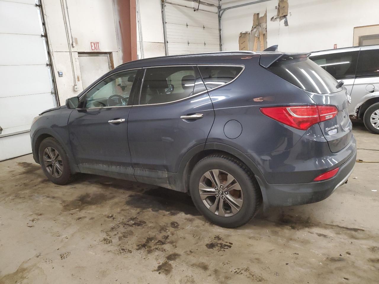 2013 Hyundai Santa Fe VIN 5XYZUDLB5DG045127 Copart auction photo, burn - engine damage thumbnail 2