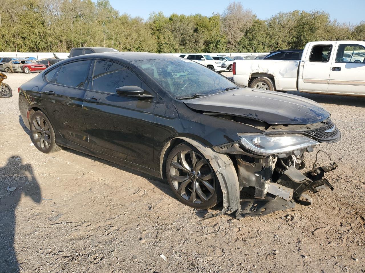 2016 Chrysler 200 VIN 1C3CCCBG1GN146800 Copart auction photo, front end / minor dent/scratches damage thumbnail 4