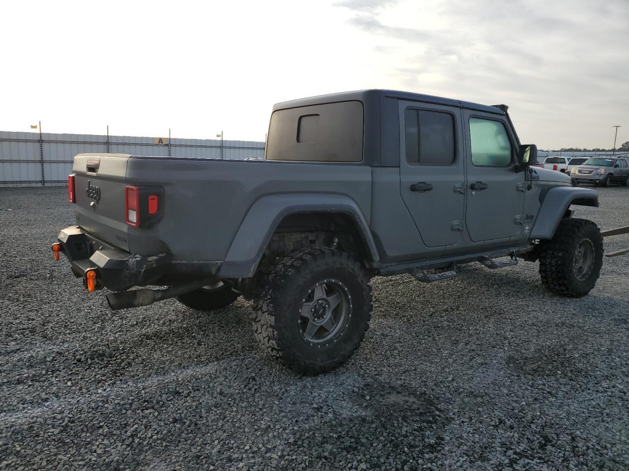 2020 Jeep Gladiator VIN 1C6HJTAG0LL186906 Copart auction photo, front end damage thumbnail 3