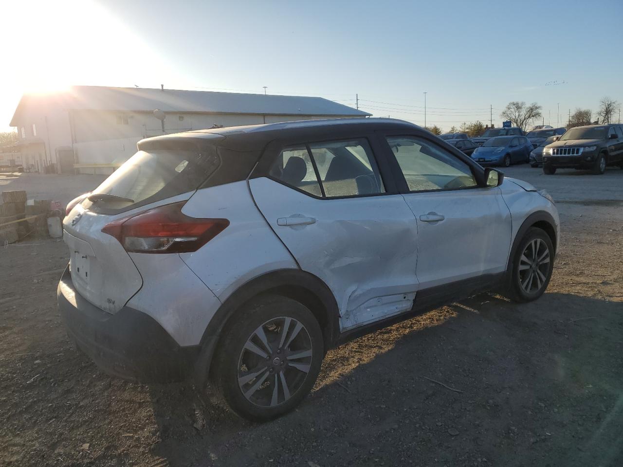 2018 Nissan Kicks VIN 3N1CP5CU5JL542657 Copart auction photo, side / undercarriage damage thumbnail 3