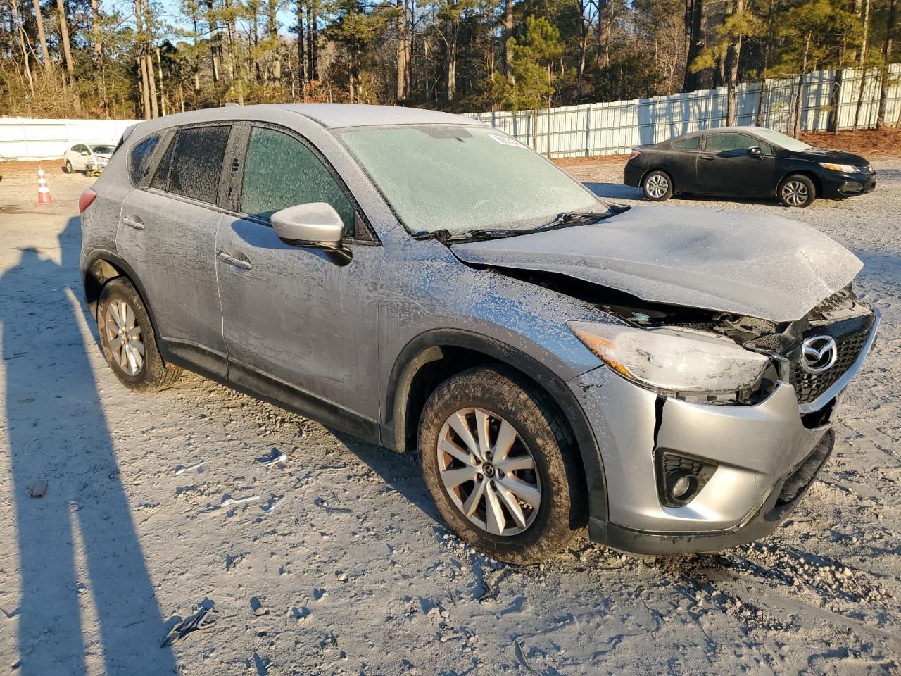 2013 Mazda CX-5 VIN JM3KE2CE9D0118655 Copart auction photo, front end damage thumbnail 4