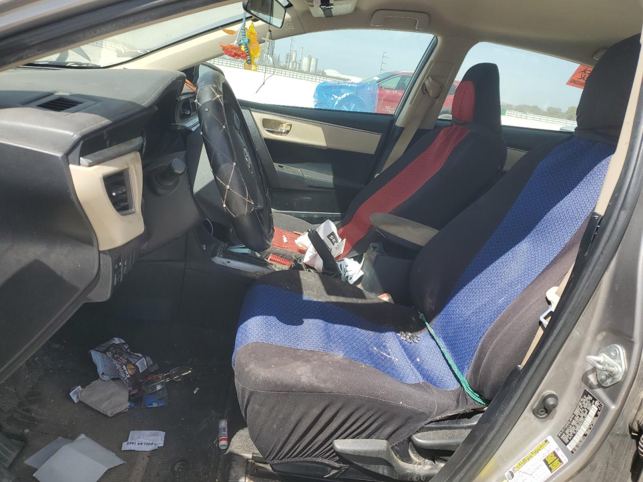 2015 Toyota Corolla VIN 2T1BPRHEXFC314357 Copart auction photo, front end / side damage thumbnail 7