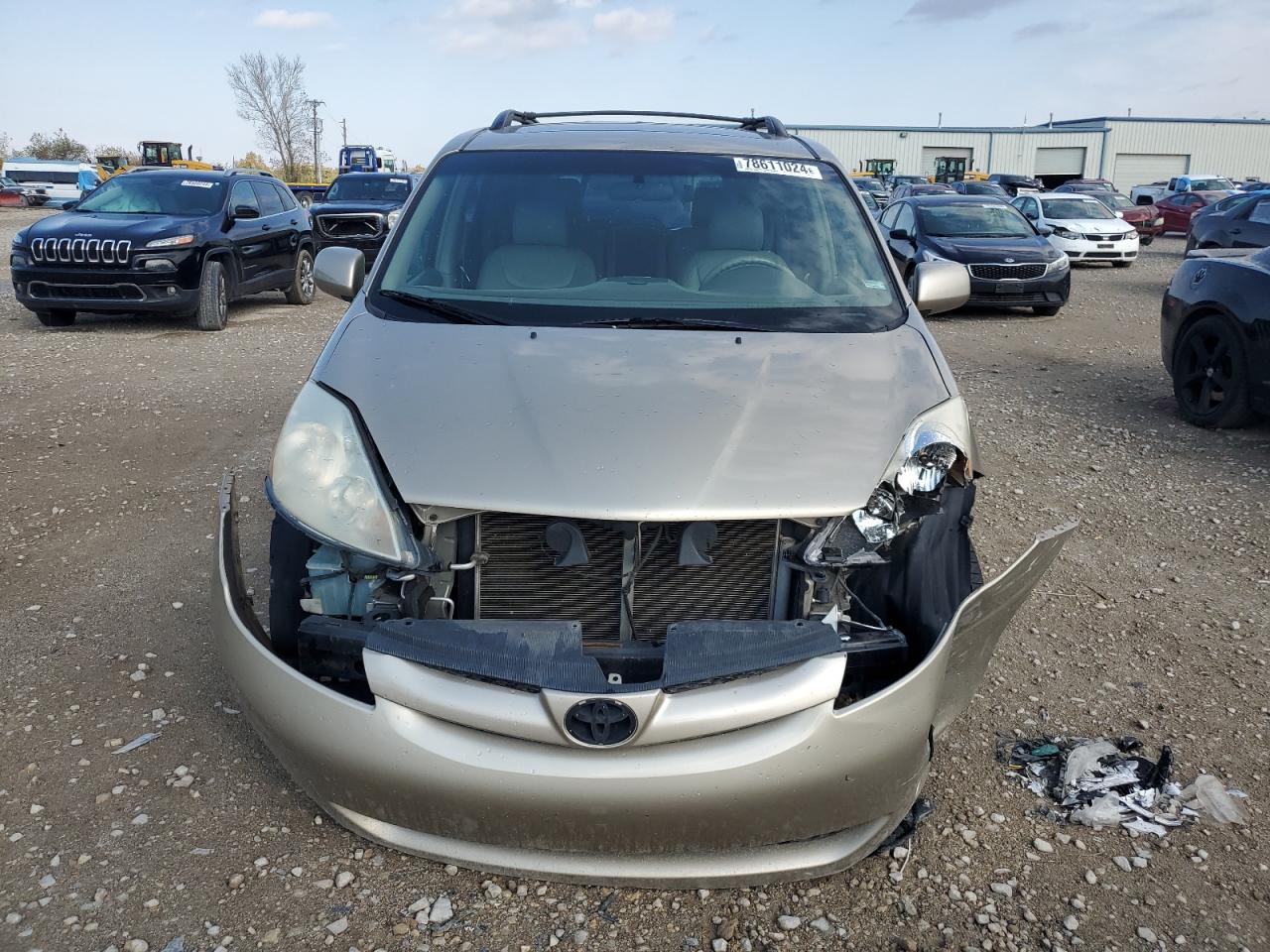 2007 Toyota Sienna VIN 5TDZK22C07S044396 Copart auction photo, front end / undercarriage damage thumbnail 5
