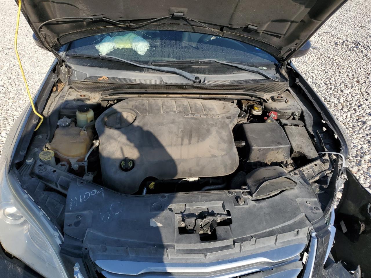 2014 Chrysler 200 VIN 1C3CCBBG1EN106059 Copart auction photo, front end / minor dent/scratches damage thumbnail 13