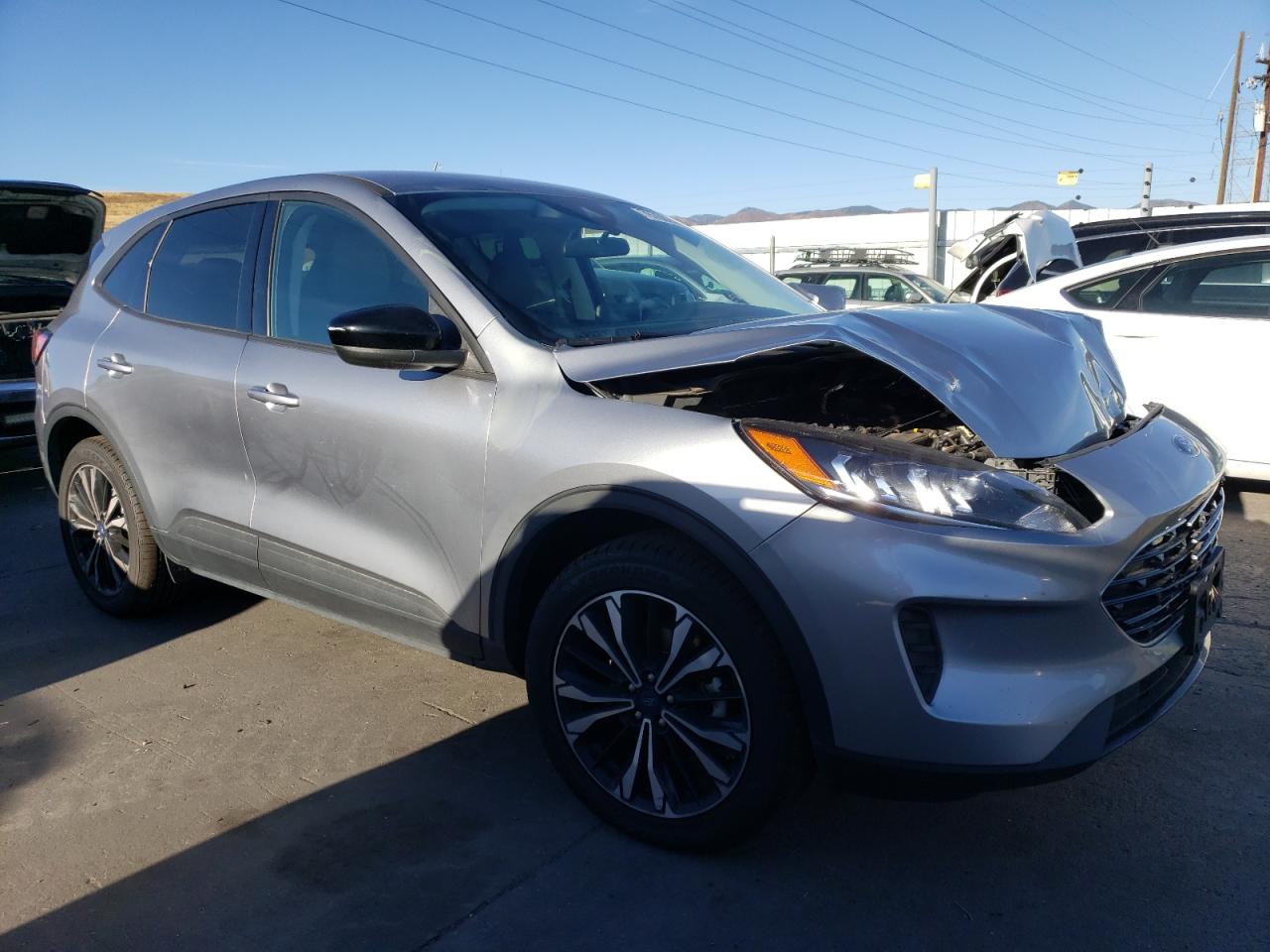 2022 Ford Escape VIN 1FMCU9G61NUB14214 Copart auction photo, front end / hail damage thumbnail 4