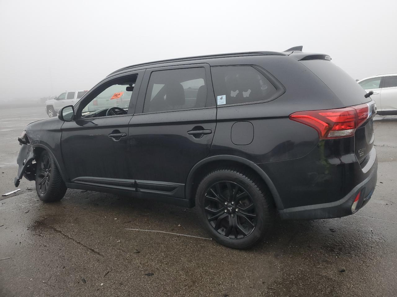 2018 Mitsubishi Outlander VIN JA4AZ3A3XJZ020221 Copart auction photo, front end / minor dent/scratches damage thumbnail 2