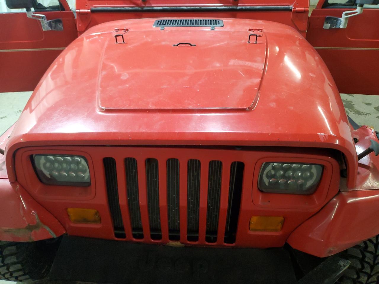 1995 Jeep Wrangler VIN 1J4FY29S1SP246885 Copart auction photo, front end damage thumbnail 14