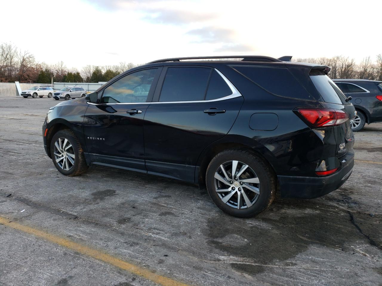 2022 Chevrolet Equinox VIN 3GNAXUEV6NL314085 Copart auction photo, water/flood damage thumbnail 2