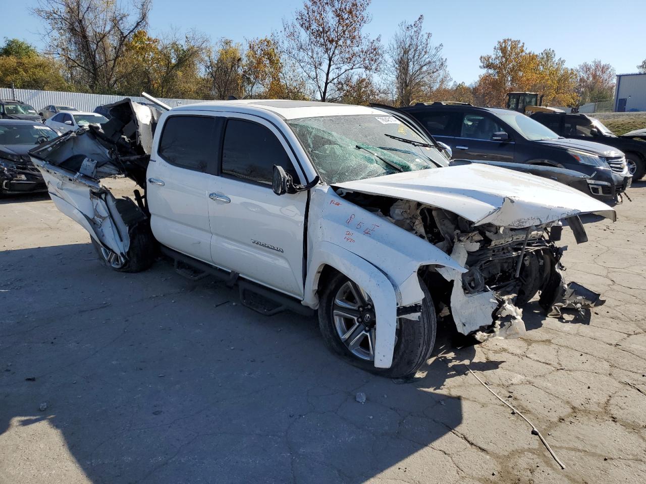 2017 Toyota Tacoma VIN 5TFGZ5AN9HX065783 Copart auction photo, all over damage thumbnail 4