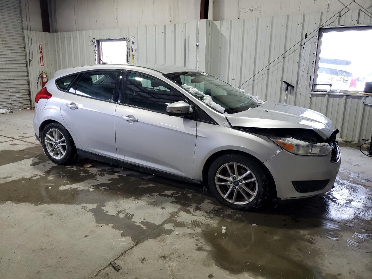 2016 Ford Focus VIN 1FADP3K24GL251793 Copart auction photo, front end damage thumbnail 4