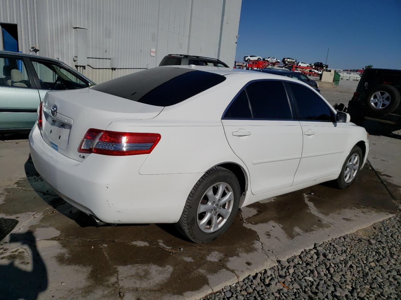 2011 Toyota Camry VIN 4T1BK3EK5BU630375 Copart auction photo, front end damage thumbnail 3