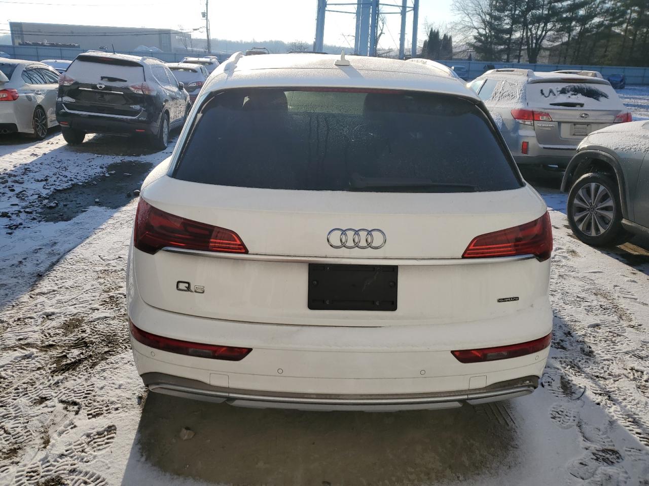 2021 Audi Q5 VIN WA1AAAFY2M2108791 Copart auction photo, front end damage thumbnail 6