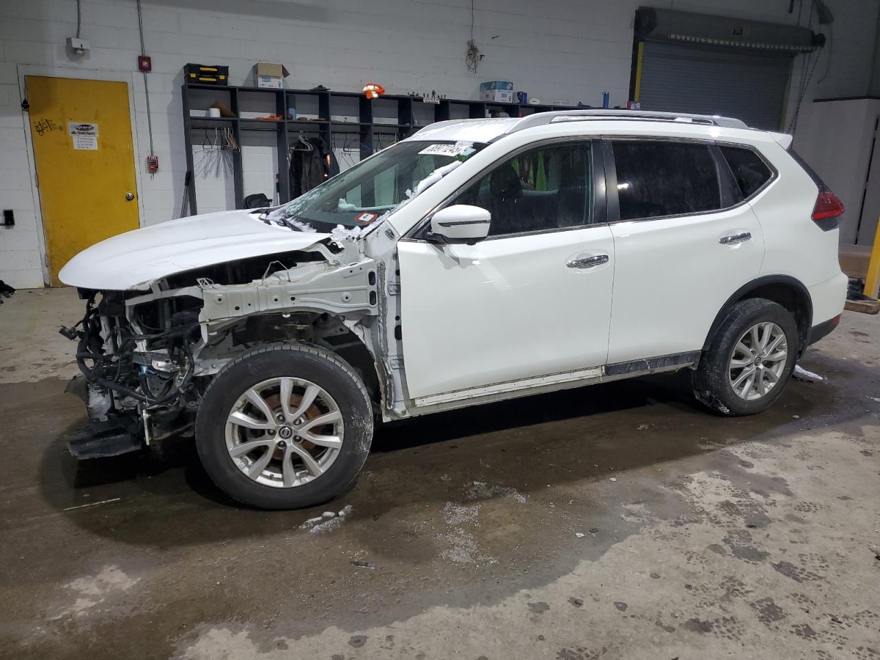 2017 Nissan Rogue VIN 5N1AT2MV2HC879908