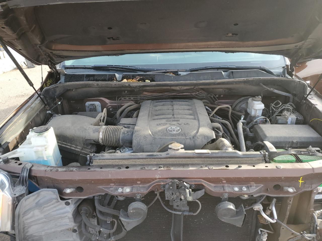 2017 Toyota Tundra VIN 5TFUW5F15HX622321 Copart auction photo, front end damage thumbnail 11